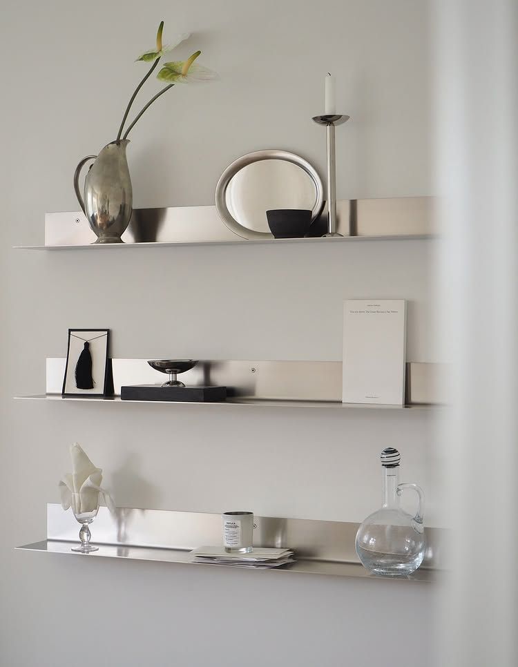 Wall Shelf — “Plate Series”