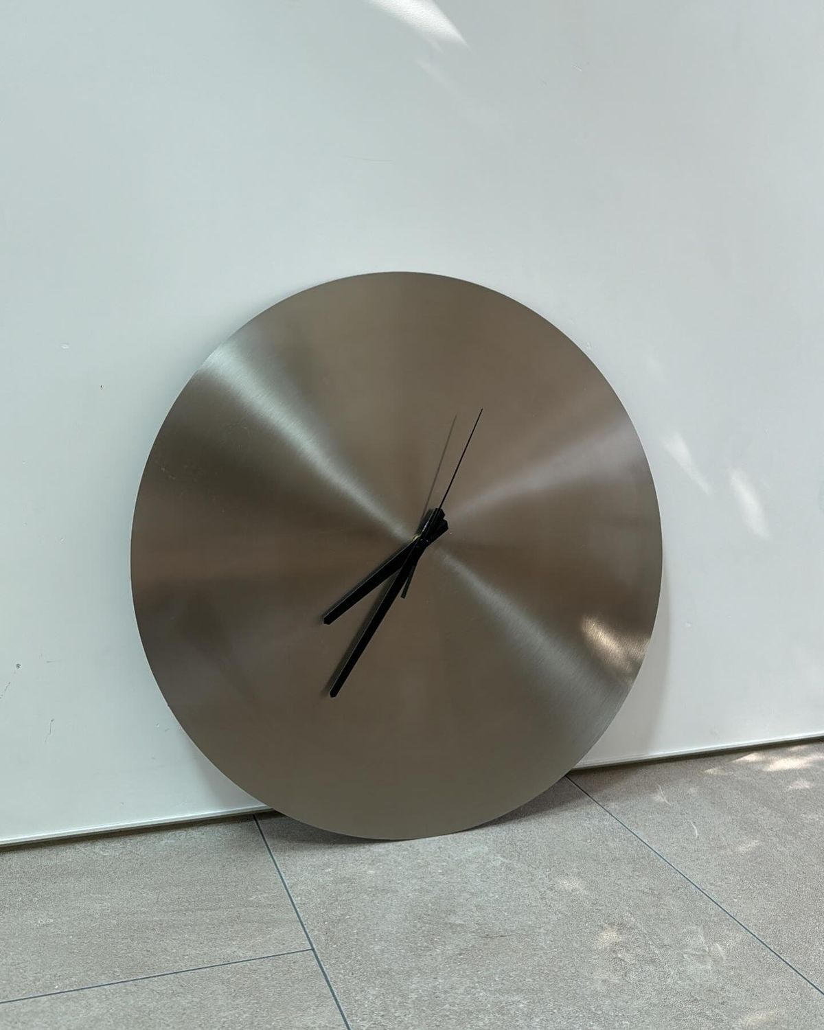 Steel Clock — “Forme No. 1”