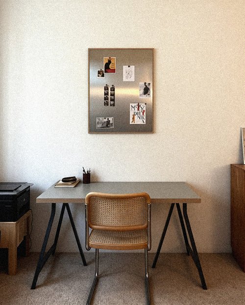 SteelHaus Magnetic Moodboard with Teak Frame – close-up of teak frame