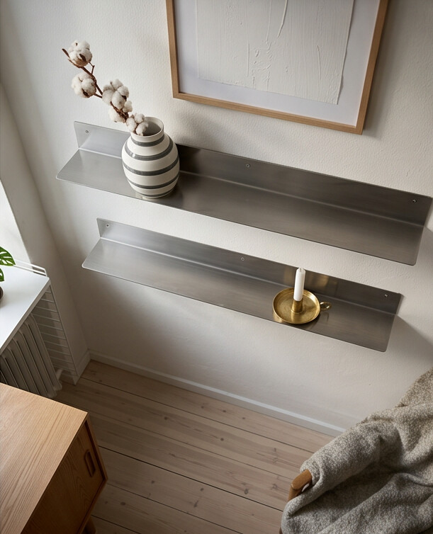 Classic steel shelf